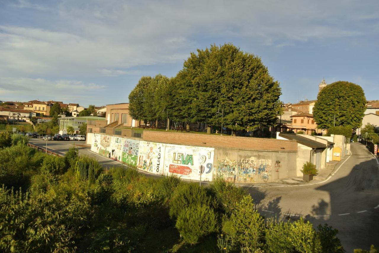 Ca Di Me Villa La Morra Exterior photo