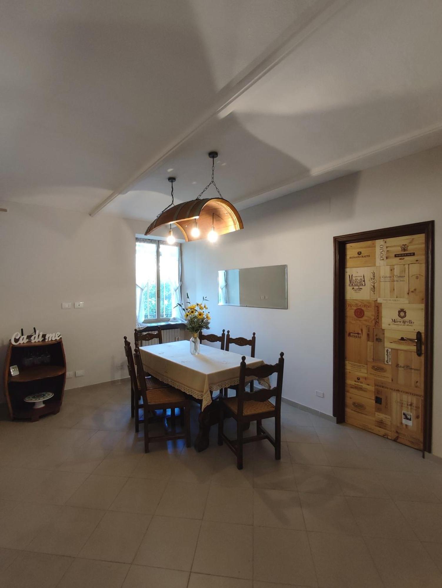 Ca Di Me Villa La Morra Room photo